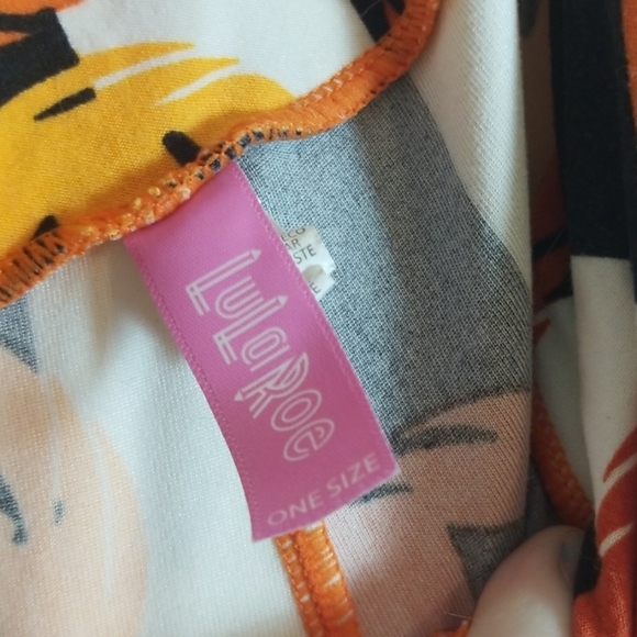 LuLaRoe Halloween leggings - Picture 3 of 4